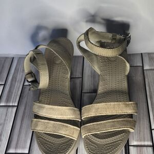 Crocs Nude Color Wedge